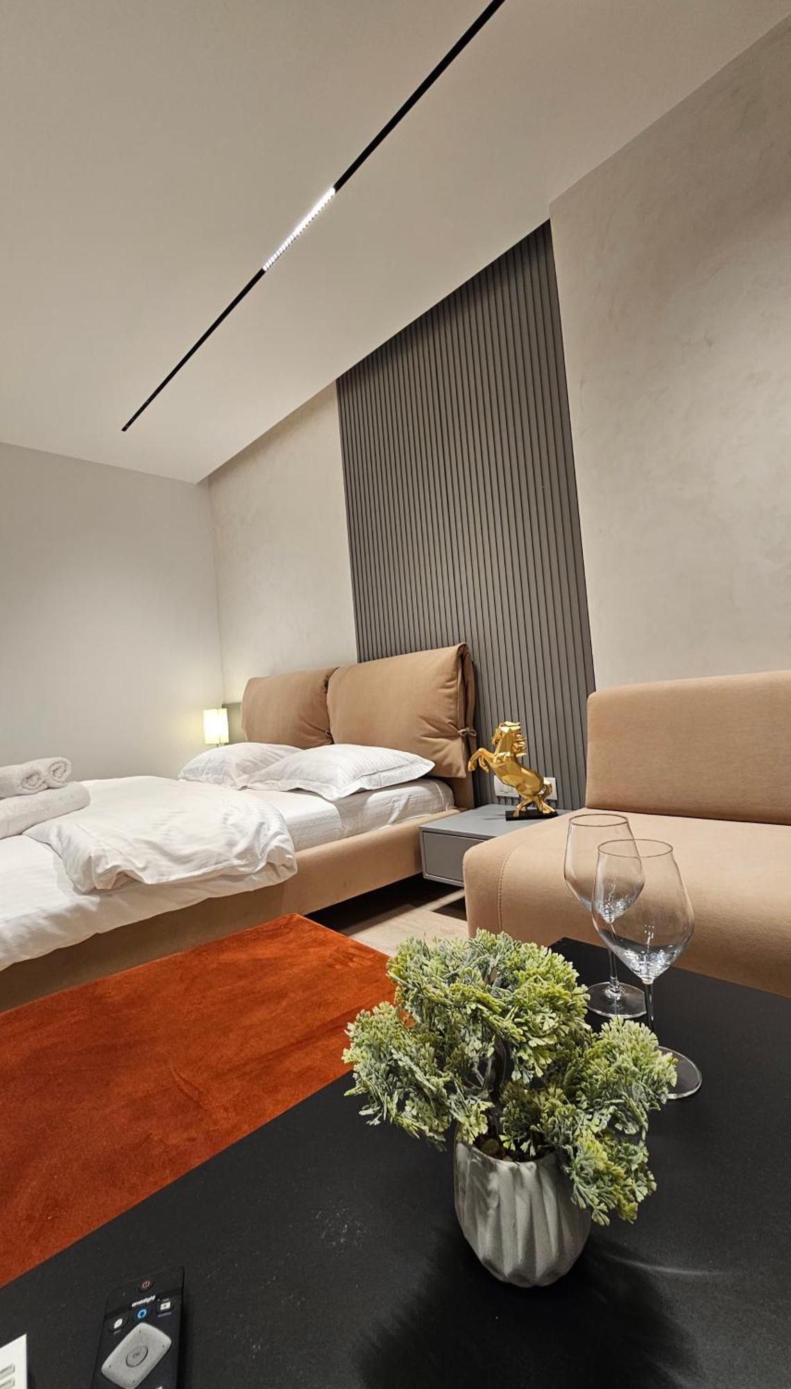 Center Apartment Easy_Luxury Tirana Exterior foto